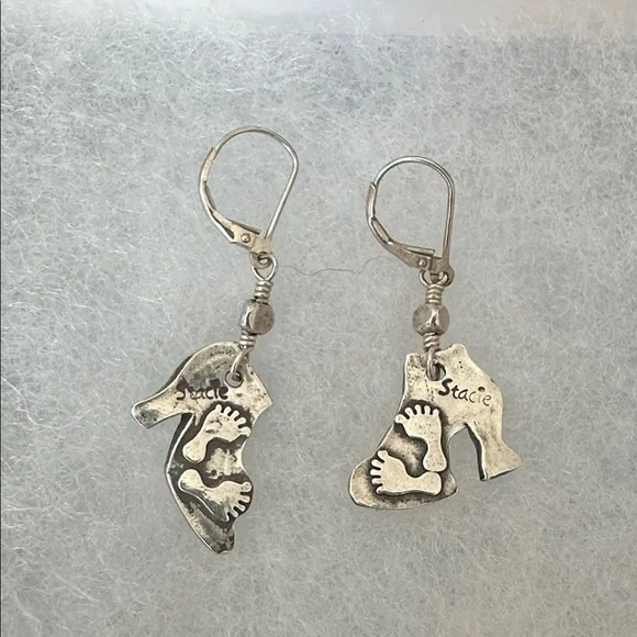 Vintage Art Deco Dangle She Earrings signed by artist - Picture 2 of 3